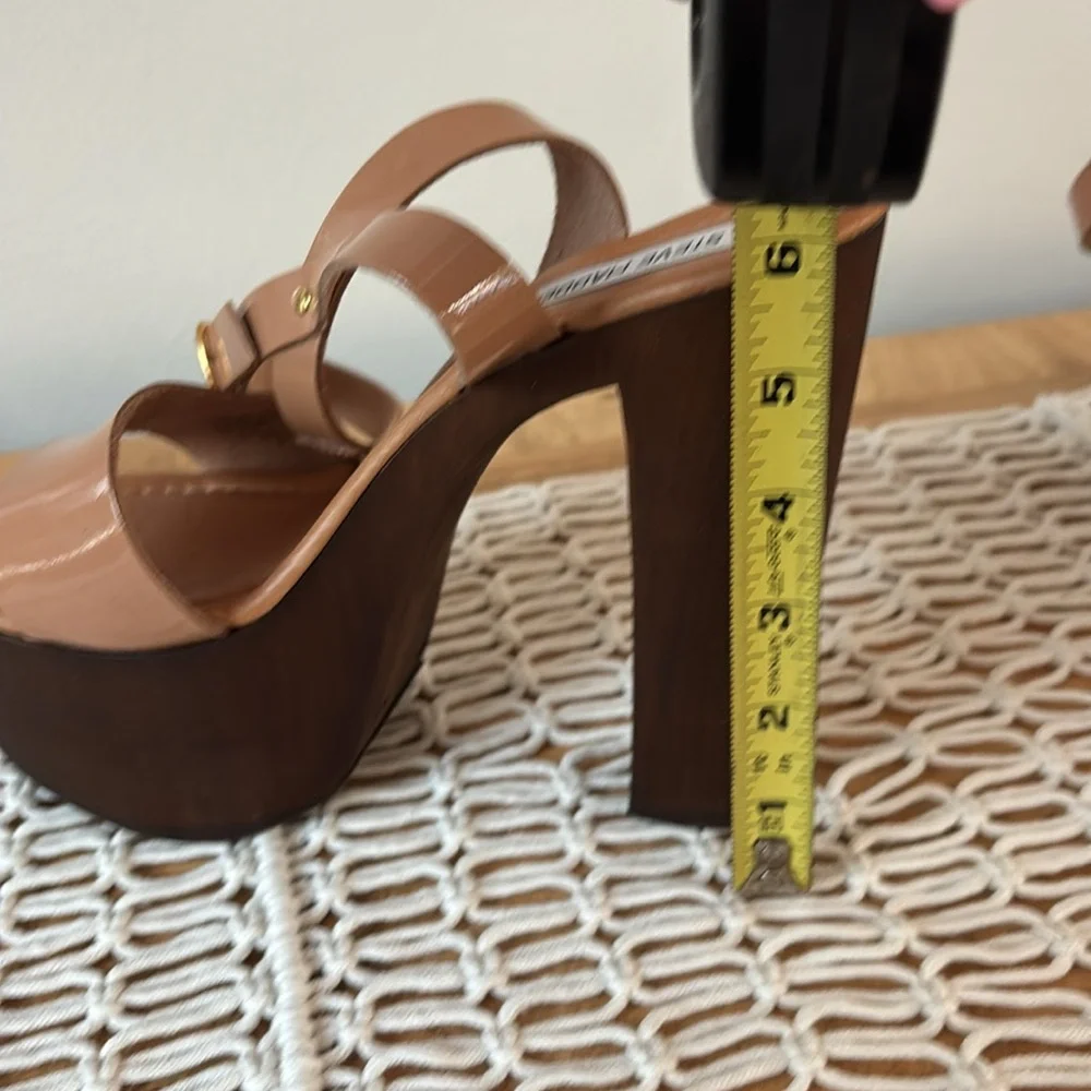 STEVEN MADDEN wooden Platform chunky heels, patent leather camel color 10